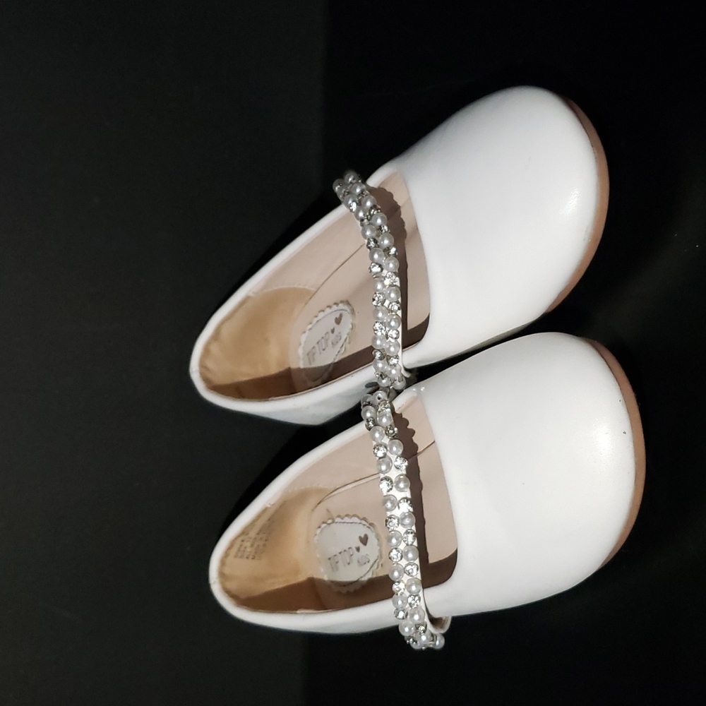 Lindos zapatos para niña